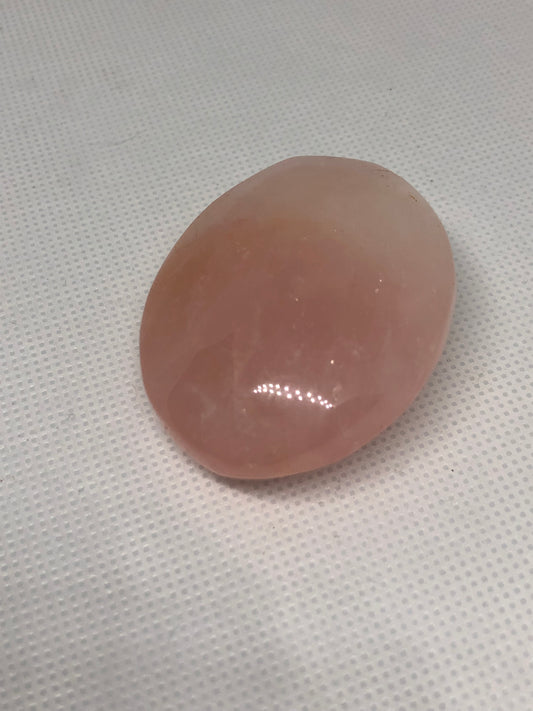 Galet de quartz rose